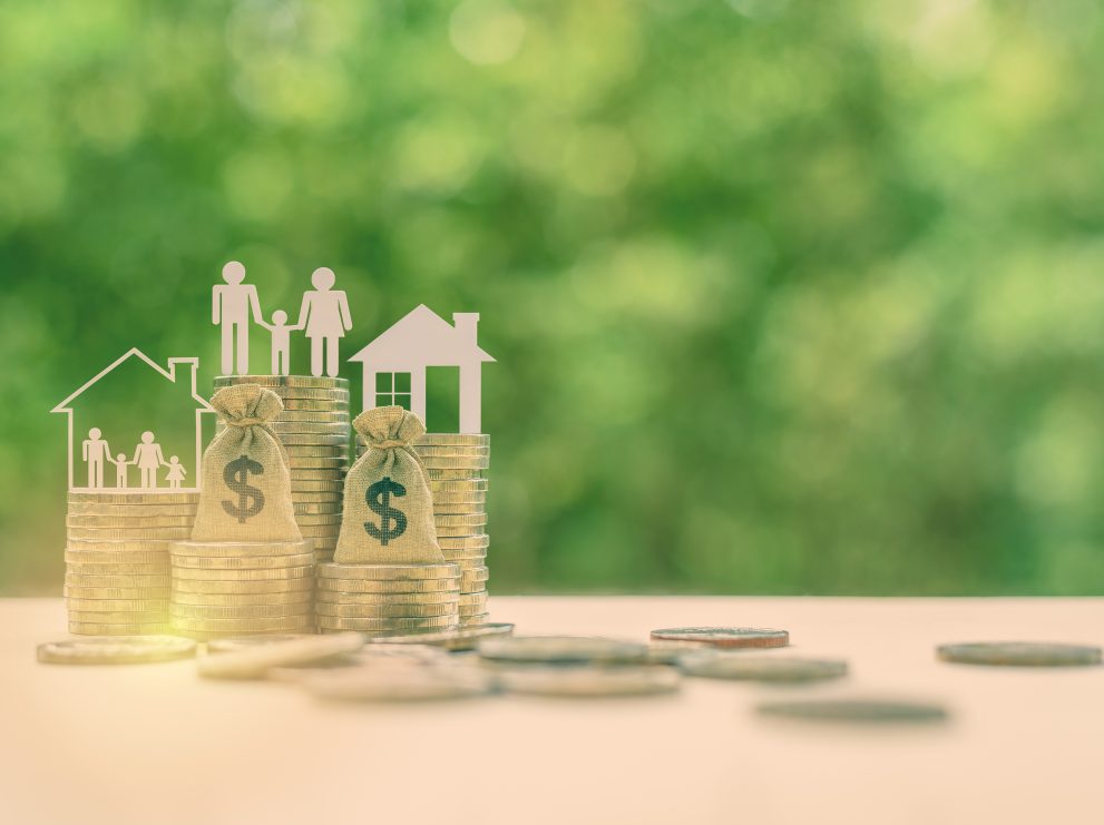 家族信託に課税される税金とは？課税されるケースや節税方法を解説