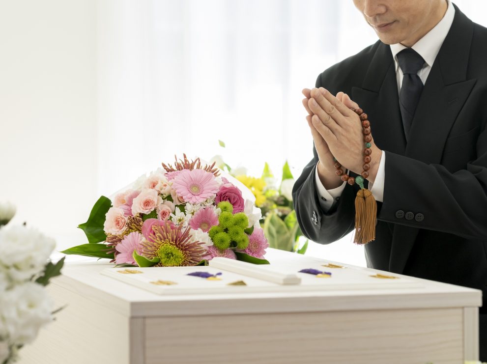 喪主が葬儀後にやることリストまとめ【法要・相続の手続きについて】