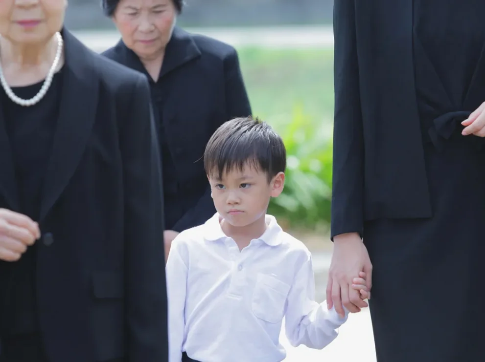 離婚して疎遠になった孫も代襲相続人になる！注意点や相続対策も紹介