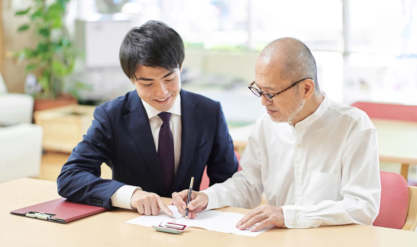 代理人が銀行口座から預金を引き出す方法｜準備や認知症対策も紹介