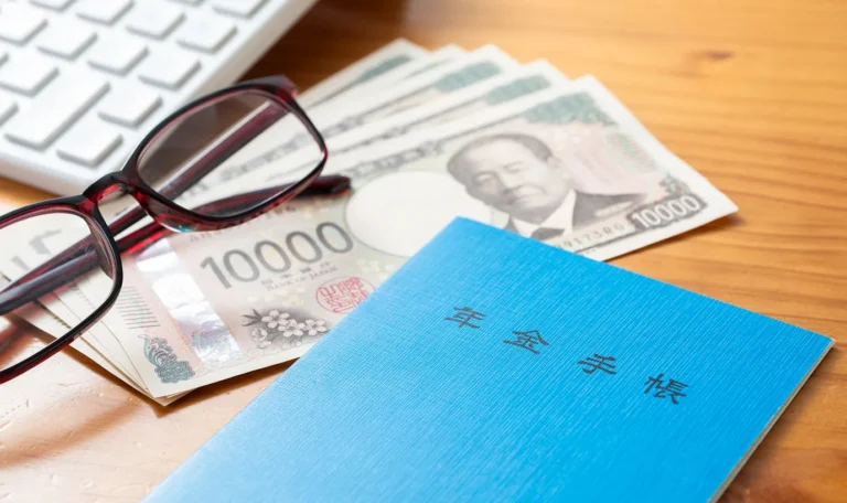 亡くなった人の預金が少額の場合も相続手続きは必要？手続き方法を解説