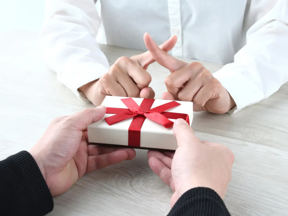 贈与の取り消しができるケース・できないケース｜贈与税はかかる？