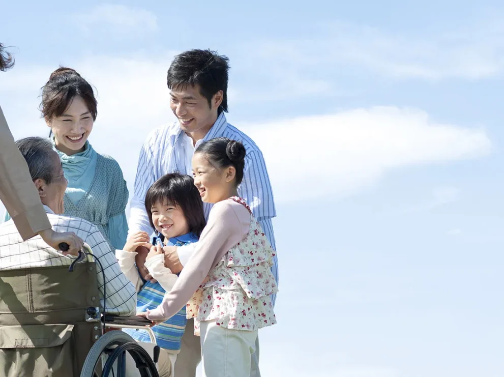特例贈与財産とは？一般贈与財産との違いや税率・申告方法について