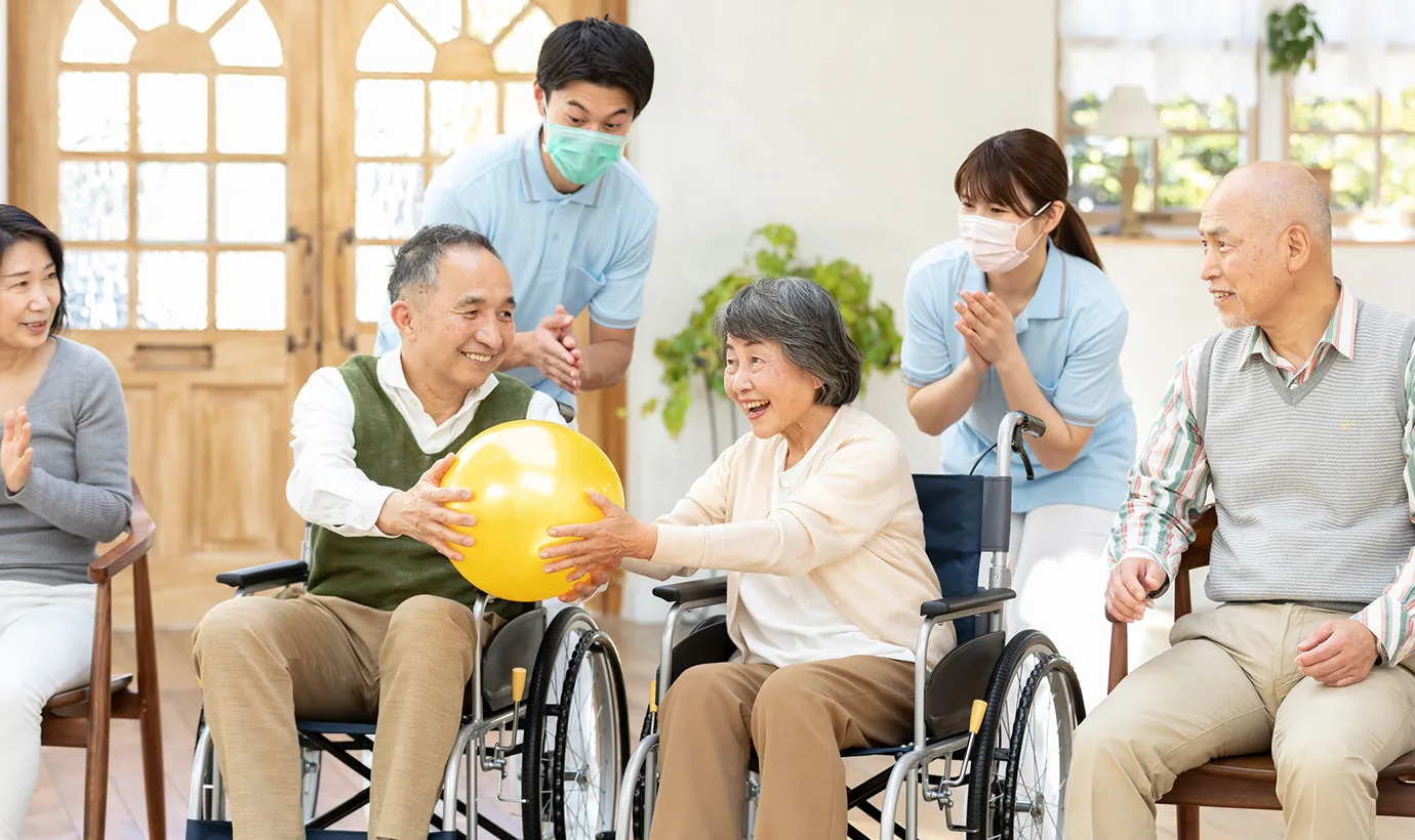 70歳から90歳までの介護費用は平均いくらかかる？負担軽減方法も解説