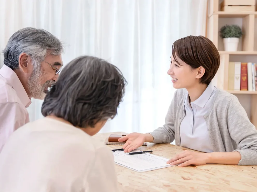 認知症になった人の金銭管理を行う方法|家族が行うときの注意点とは