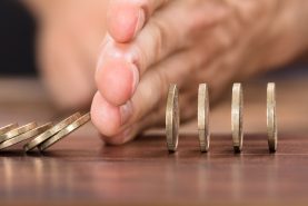 借金を相続しないですむ2つの方法を司法書士が簡単解説