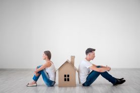 離婚時の財産分与で住宅ローンのある家を財産分与する方法と注意点