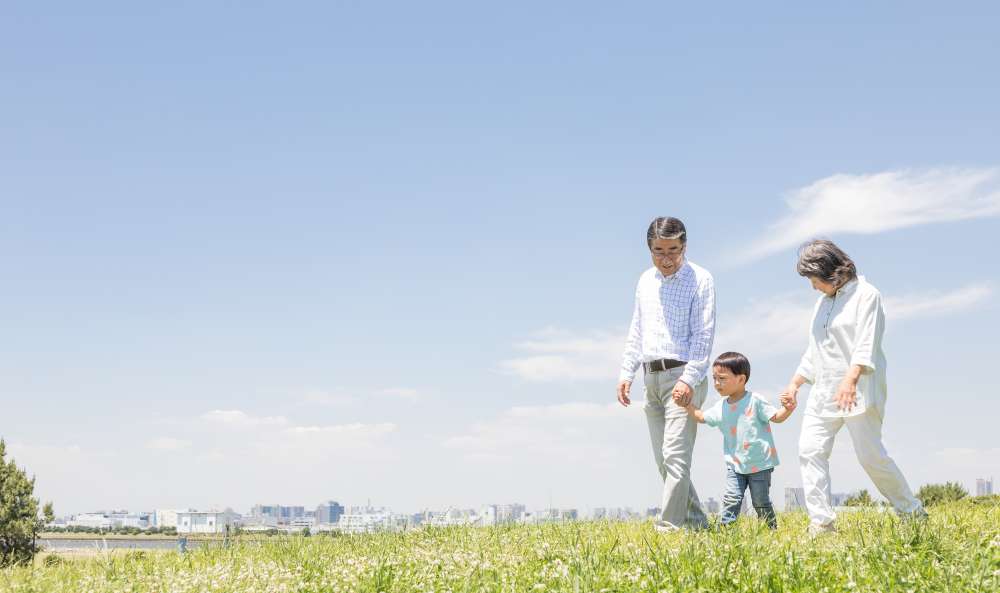 孫に遺産を相続させる４つの方法と相続権がある場合の相続割合と税金