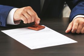 家族信託に公正証書が必要な理由｜公正証書の必要性や作成手順を解説