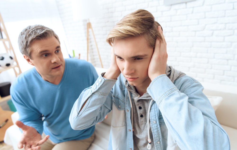 親の面倒をみない長男どうすればいい？相続への影響はある？
