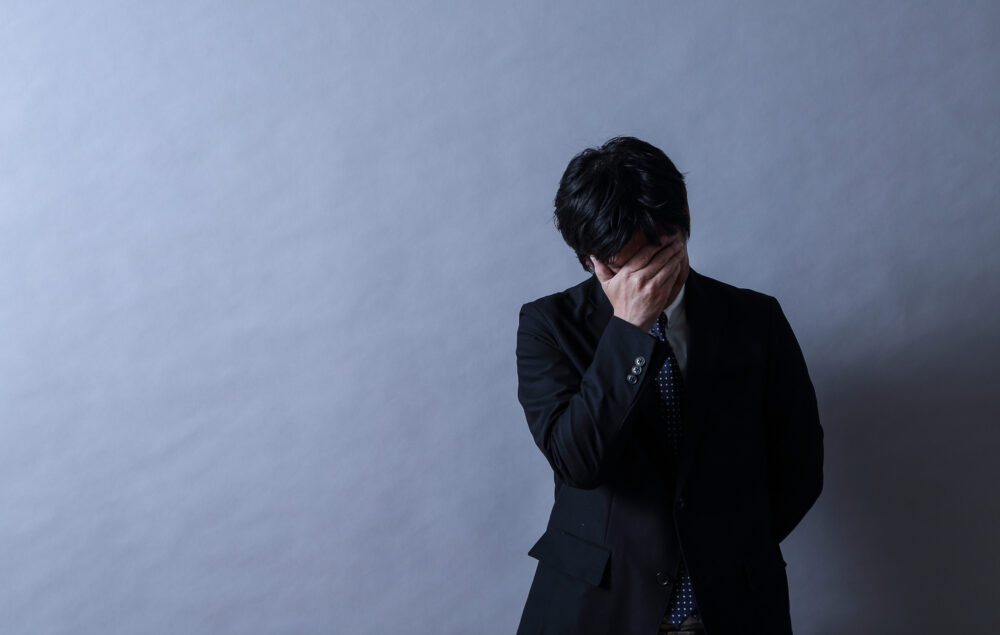 亡くなって10年後に借金が判明！相続放棄は可能か｜しなかった場合どうなる？
