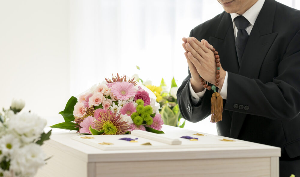 喪主が葬儀後にやることリストまとめ【法要・相続の手続きについて】