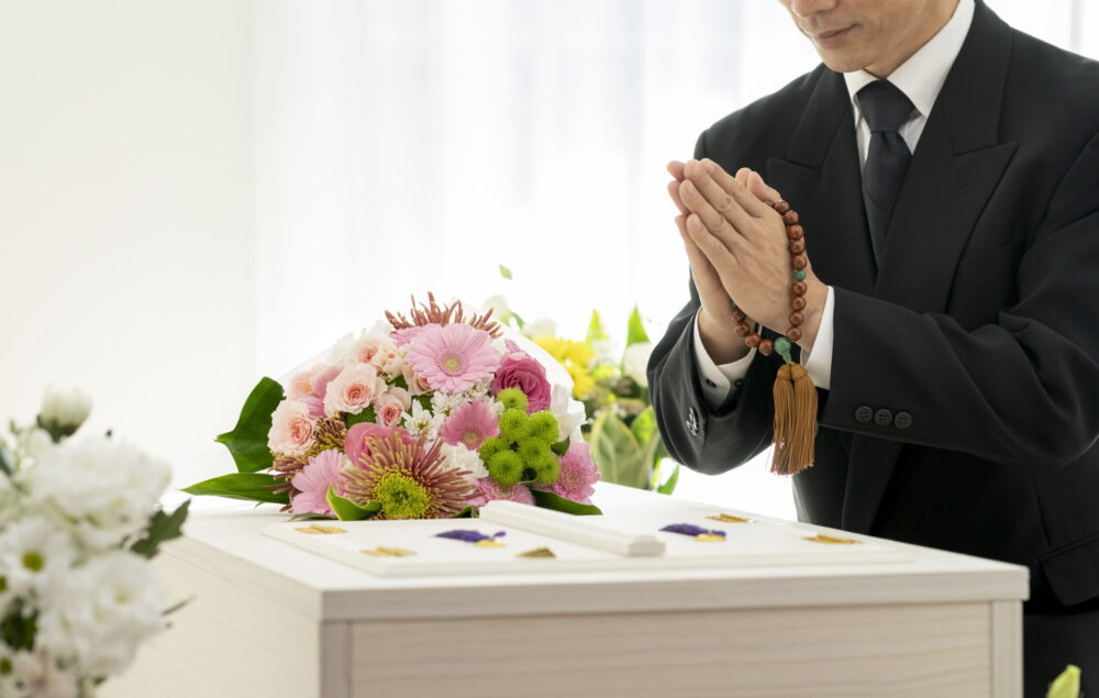 喪主が葬儀後にやることリストまとめ【法要・相続の手続きについて】