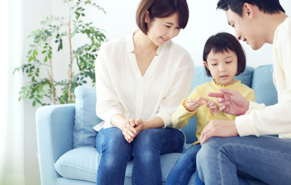 特別養子縁組とは？普通養子縁組との違いや相続の取扱いについて