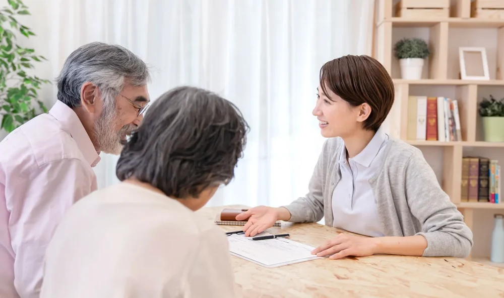 認知症になった人の金銭管理を行う方法｜家族が行うときの注意点とは