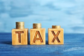 生前贈与で税金はいくらかかる？計算方法や手続き方法を詳しく紹介！