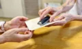 亡くなった人の口座解約はいつまで？しないとどうなるか5つのリスクで解説