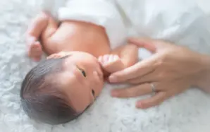 DNA鑑定で父子鑑定できる？鑑定の目的や流れ・種類について