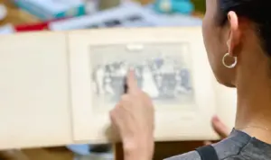 DNA鑑定で故人との親子関係も調べられる！血縁関係を調べる流れとは