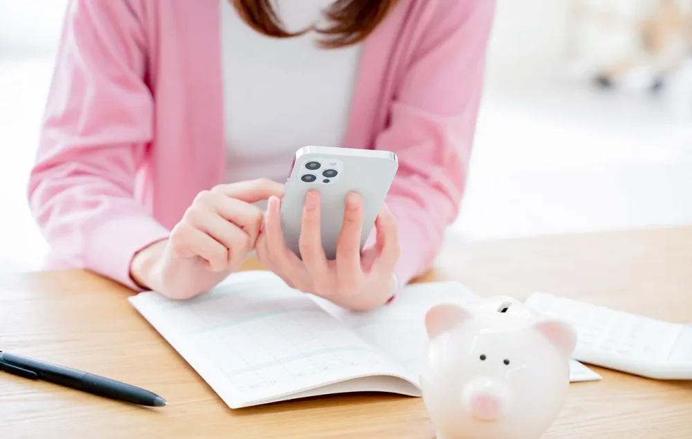 おひとりさま女性の老後資金はいくら必要？計算方法や貯める方法を紹介