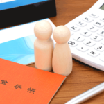 年金だけで生活するのは苦しい！生活が苦しくなる理由と今後の対処法
