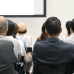 債権者集会の内容とは？免責されるまでの破産手続きの流れを解説